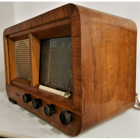 Kolekcjonerskie radio NRI Superphone 943U (?)