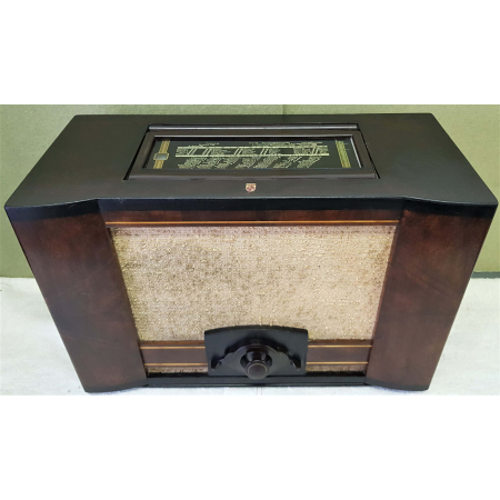 Radio Philips D57 – Monoster - No. 1 w 1938 r