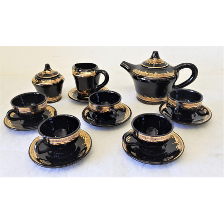 Piękny serwis kawowy- Czarny ze złoceniami- PRL