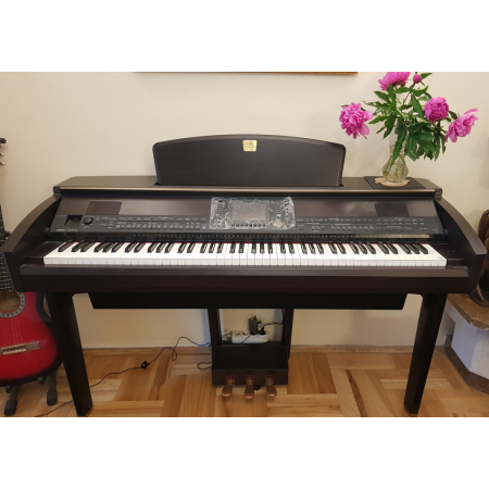 Piękne pianino cyfrowe Yamaha Clavinova CVP-405